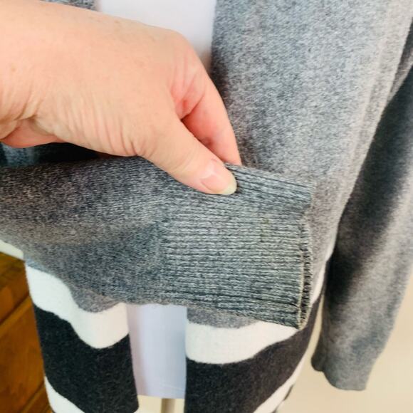 LOFT Outlet Size M Stripe Long Cardigan Sweater Colorblock Long Sleeve Knit Warm - Picture 5 of 8